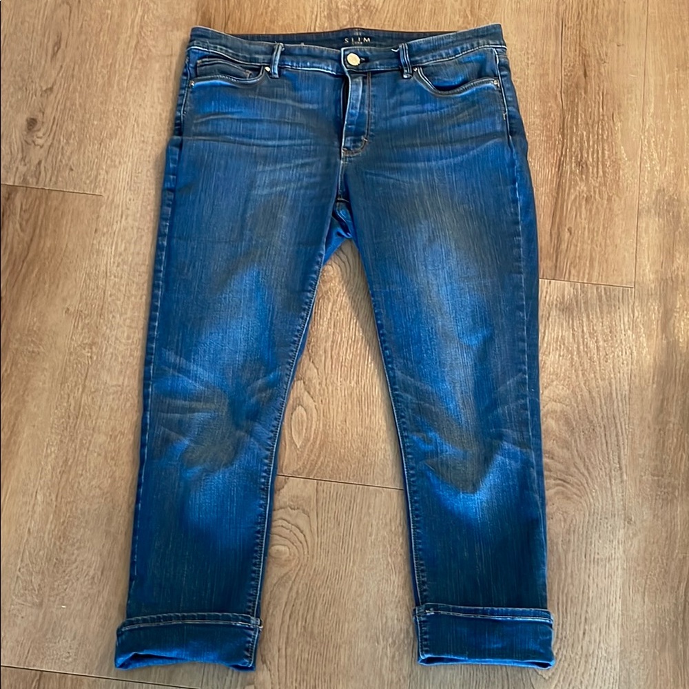 White House Black Market - The Slim Crop Cuffed Jean Size 8